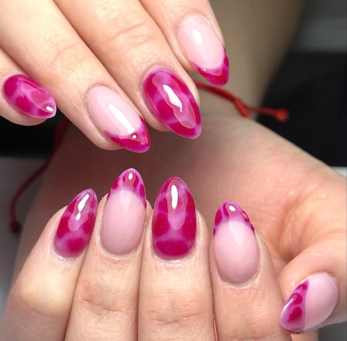 Trabajo de uñas: efecto blooming