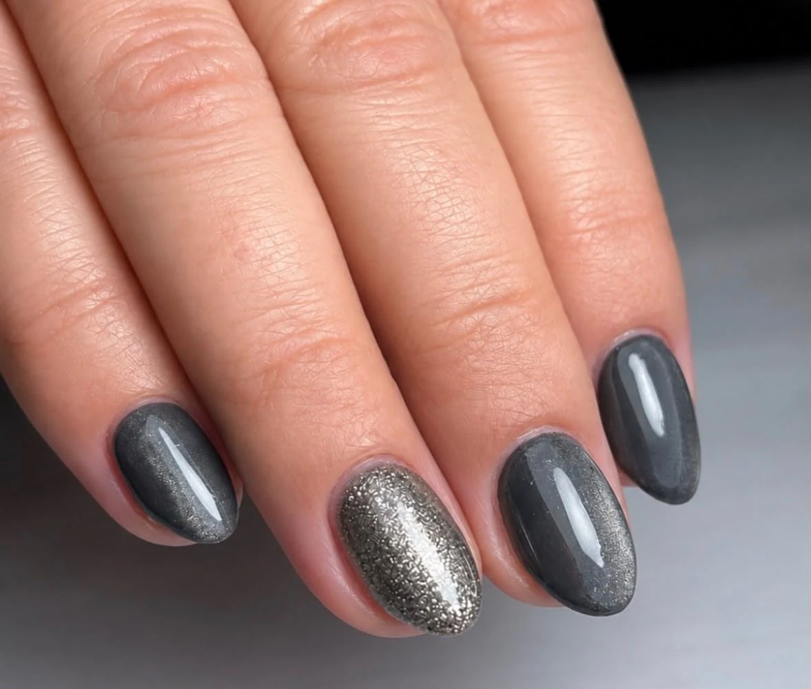 Trabajo de uñas: efecto cat eyes